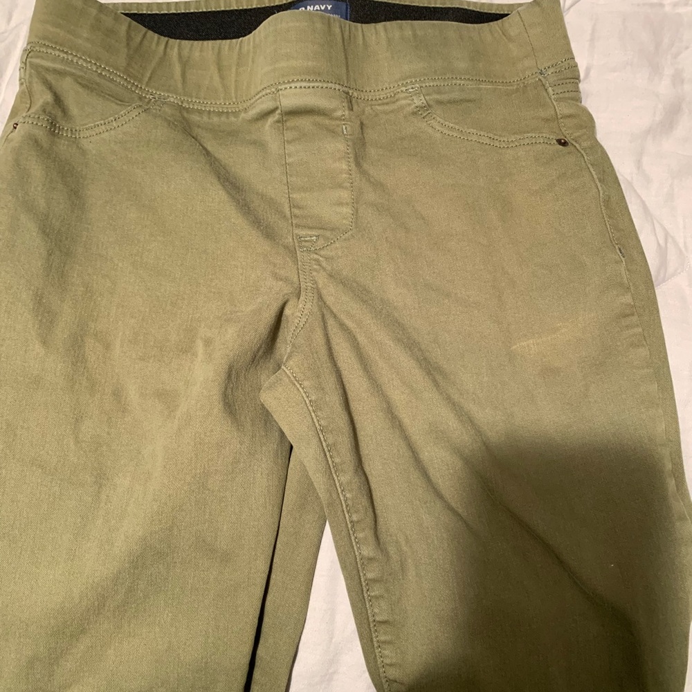 Very comfortable pull up pants